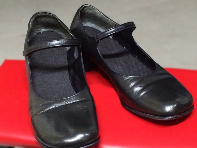 レディースパンプス修復事例