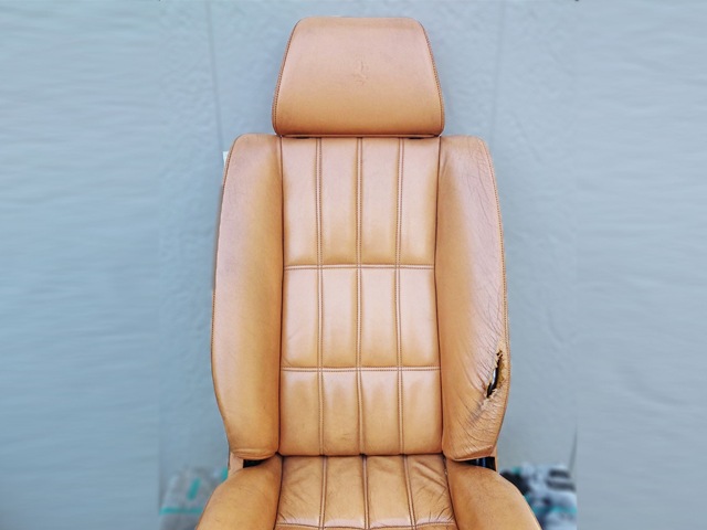 フェラーリ 308GTBシート修復事例