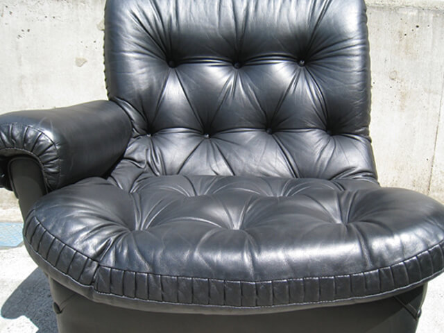 本革ソファーの劣化施工、前後