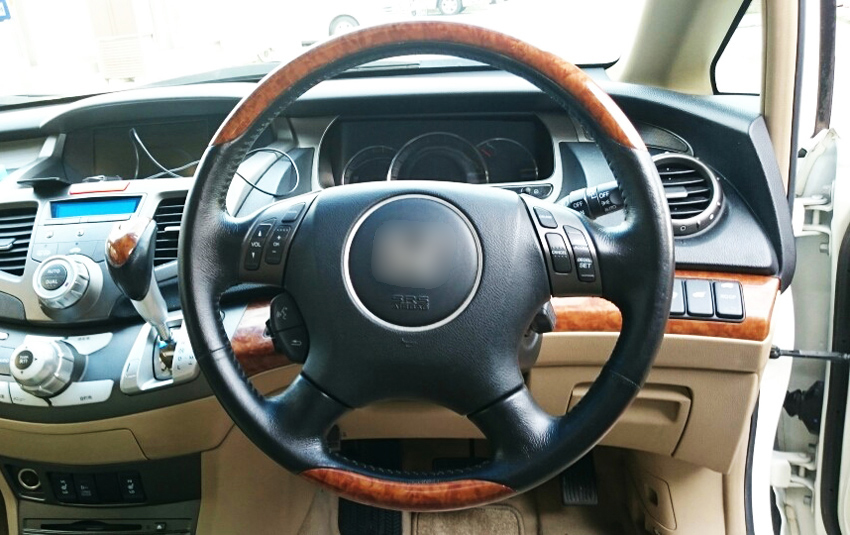 HONDA オデッセイ　ステアリング修復事例