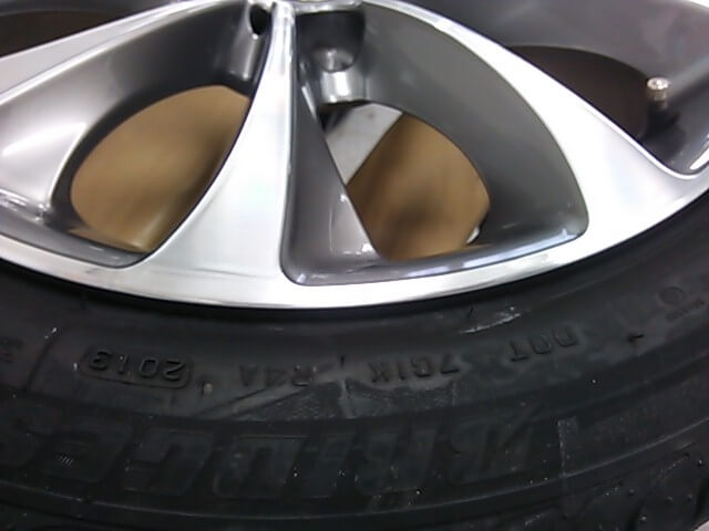 BMW 3シリーズ GT純正ポリッシュのリム傷