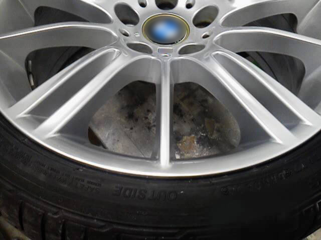 BMW E90型 323i純正ハイパーのリム剥がれ修理