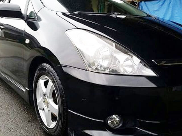 TOYOTA ウィッシュをマニキュアコートしました。