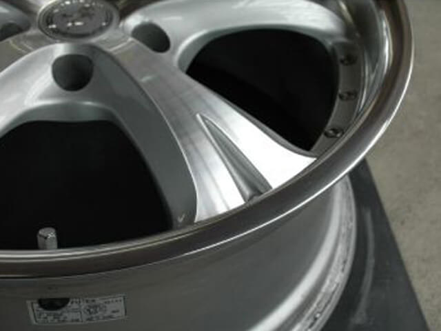 リム欠け（大）修復アルマイト施工事例