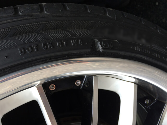 トヨタ マークX　アルマイトホイール修復事例