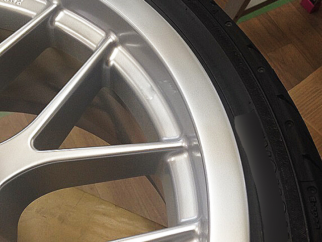 BMW着用ホイール、ガリ傷施工