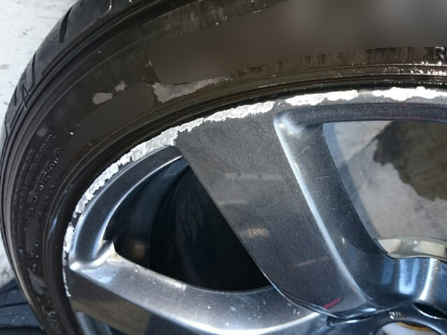 日産 GTR R35純正ハイパーホイールのガリ傷