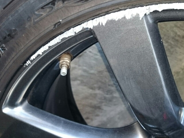 日産 GTR R35純正ハイパーホイールのガリ傷修理