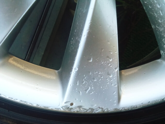 フォルクスワーゲン シロッコ純正ハイパーシルバーのリム傷修理