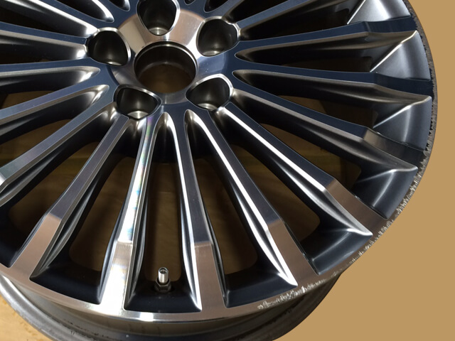 トヨタ クラウン・アスリート純正ホイールガリ傷施工