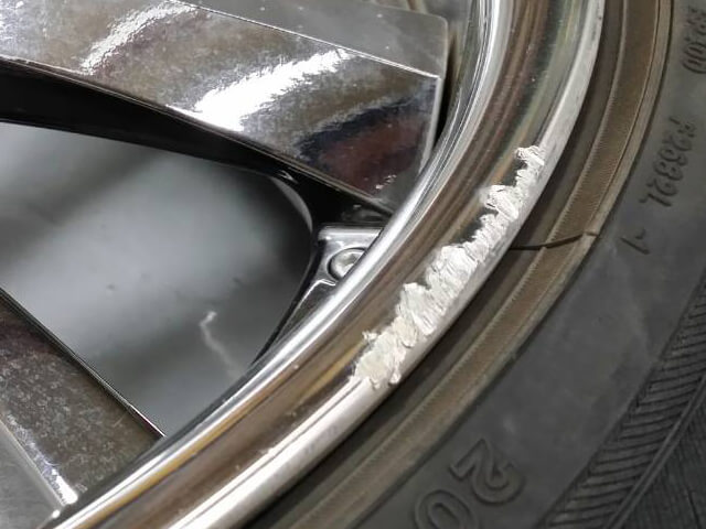 HONDA フィット　アルマイトホイール施工事例