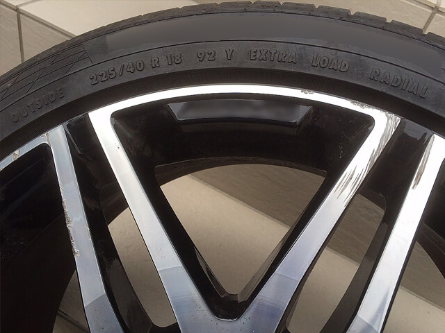 メルセデス・ベンツ C200純正ホイール施工事例