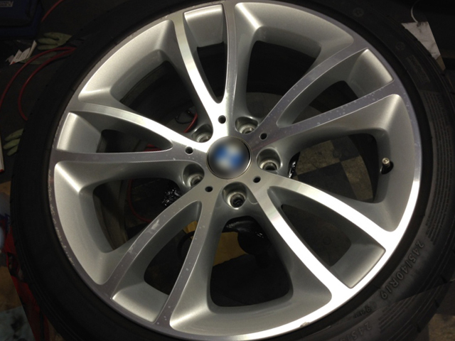 BMW純正ホイール　ポリッシュ風塗装　スポーク、リム　傷修理