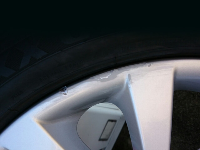 BMW 535i 純正ホイール塗装＆修理