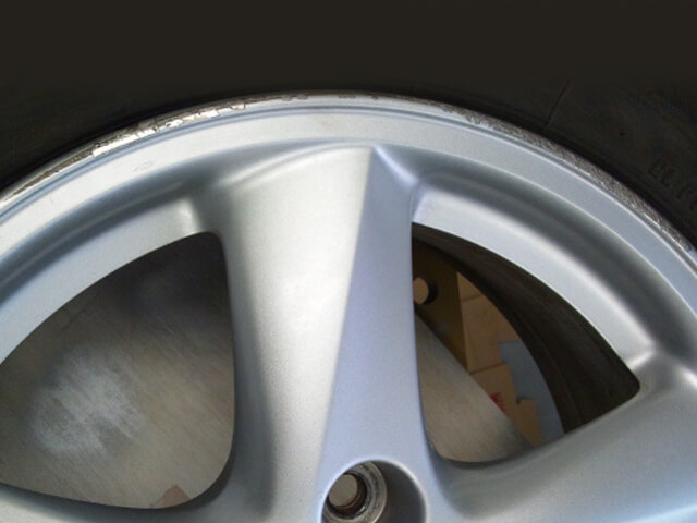 マツダ MPV純正ホイール塗装例