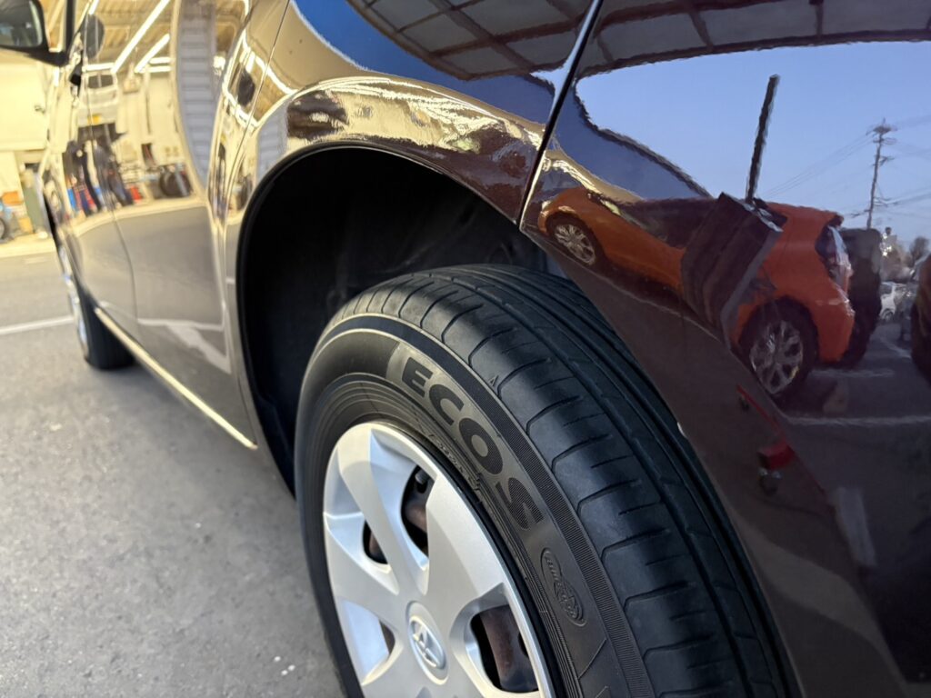 トヨタスペイドのリアフェンダー擦り傷修理事例